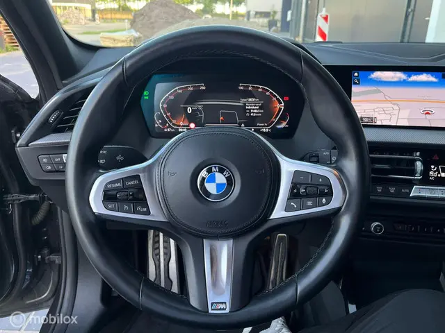 BMW 1 Serie 118i M Pack Sport NAV LED LEER 2021 Benzine 15