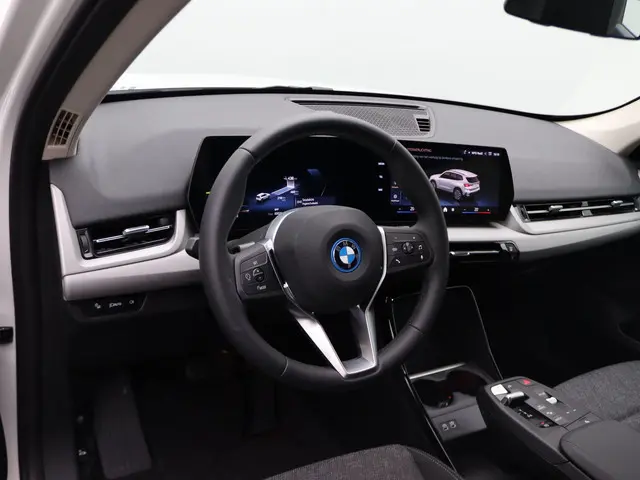 BMW iX1 eDrive20 67 kWh 2025 Elektrisch 10