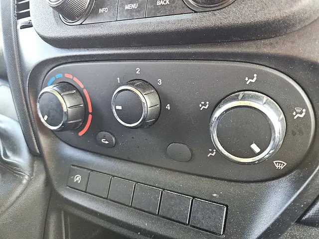 Iveco Daily 35C14 2020 Diesel 10