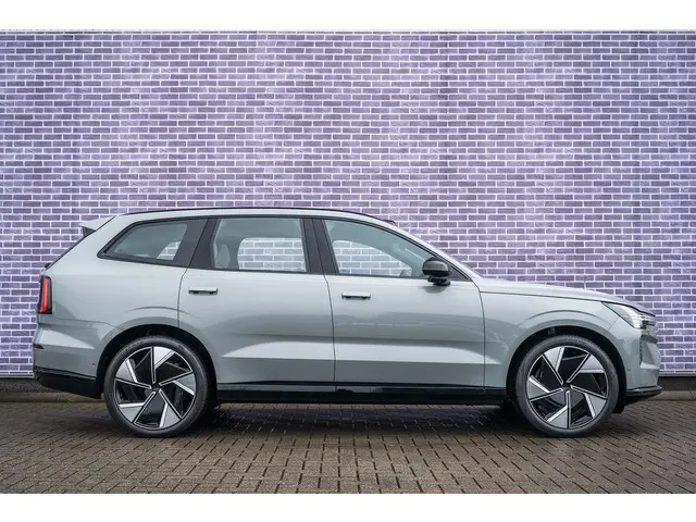 Volvo EX90 Twin Motor Performance Ultra 2025 Elektrisch 13