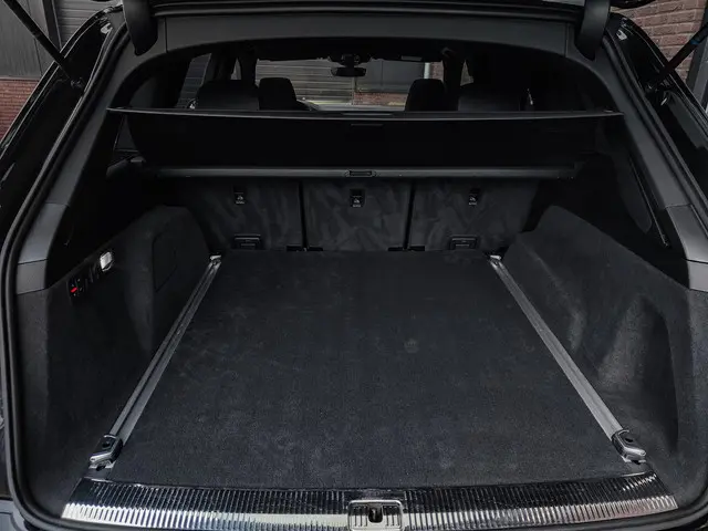 Audi Q7 60 TFSI e Competition 2020 Hybride Benzine 42