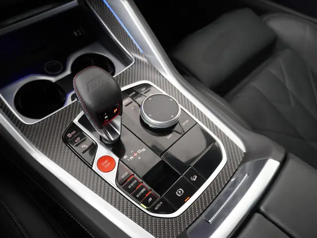 BMW XM PHEV 30 kWh 2024 Hybride Benzine 14