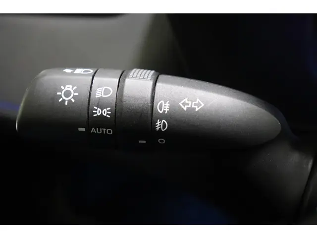 Toyota RAV4 2.5 Hybrid AWD Bi-Tone, 2020 Hybride Benzine 20