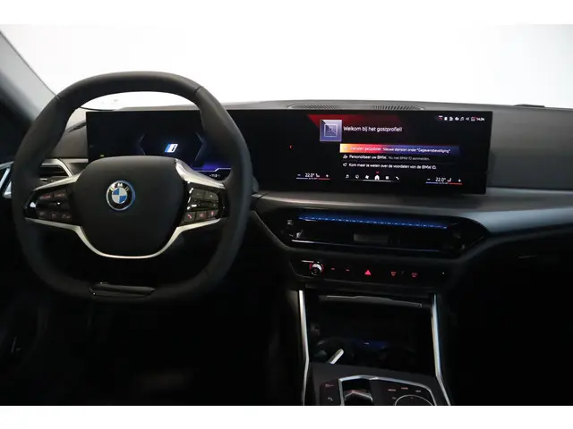 BMW i4 eDrive35 2025 Elektrisch 10