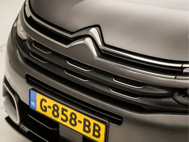 Citroën C5 Aircross 1.2 PureTech Sport 2019 Benzine 32