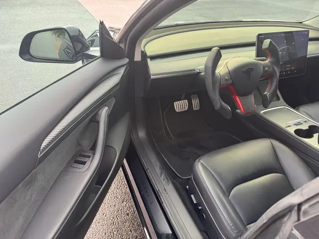 Tesla Model 3 Performance AWD 75 kWh 2023 Elektrisch 21