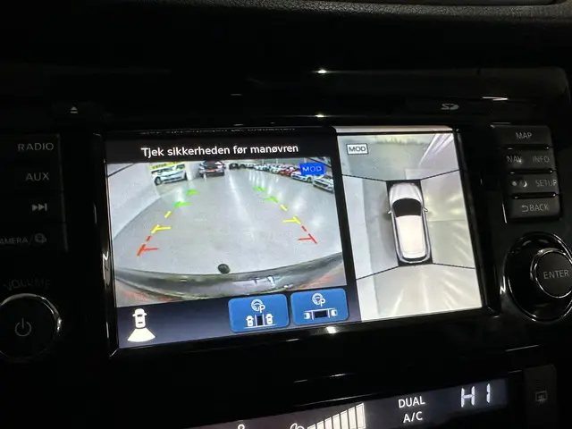 Nissan QASHQAI 1.2 Tekna 2017 Benzine 24