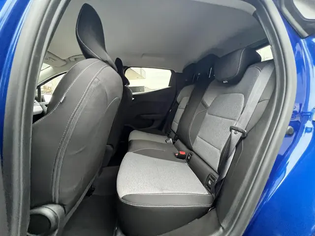 Mitsubishi Colt 1.0T MT Intense 2024 Benzine 8