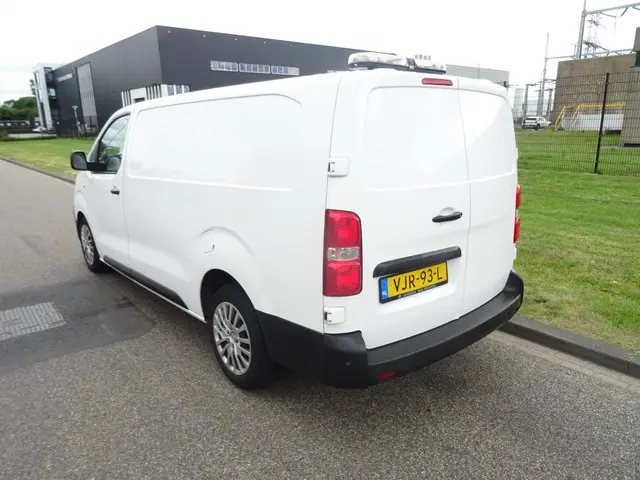 Opel Vivaro 3