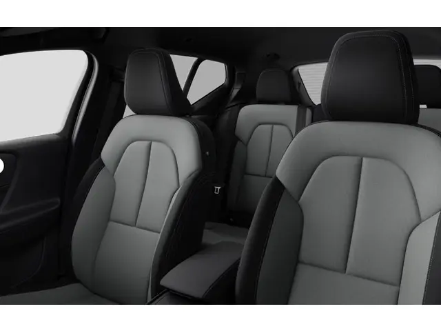 Volvo XC40 2.0 B3 Business Edition 2025 Benzine 4