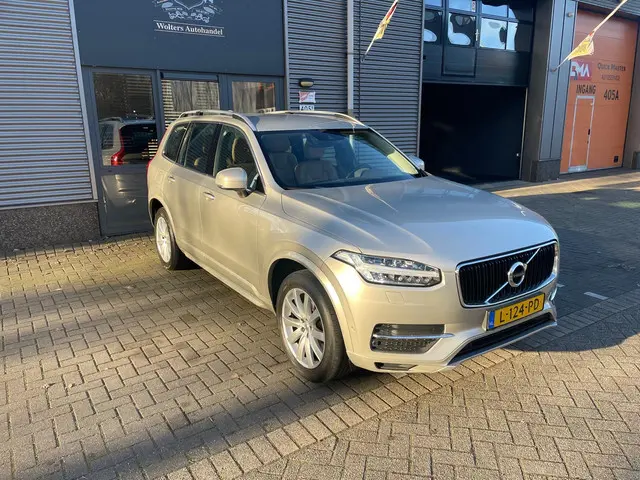 Volvo XC90 2.0 D5 AWD Momentum 2015 Diesel 3