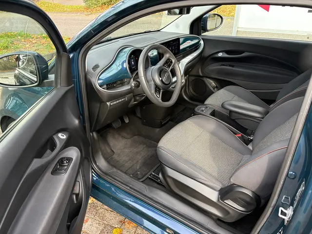 Fiat 500 42 kWh 2023 Elektrisch 9