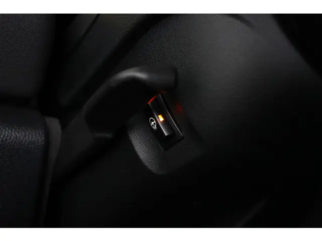 MINI Electric Cooper MINI Yours 33 kWh 2024 Elektrisch 17