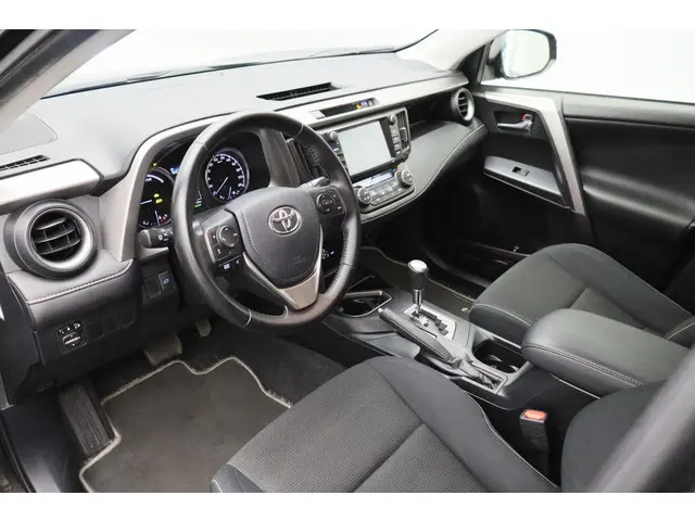 Toyota RAV4 2.5 Hybrid Style 2016 Hybride Benzine 8