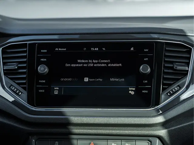 Volkswagen T-Roc 2.0 TSI 4Motion 190PK 2017 Benzine 21