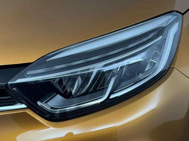 Renault Captur 1.3 TCe 150 Intens Automaat 2020 Benzine 26