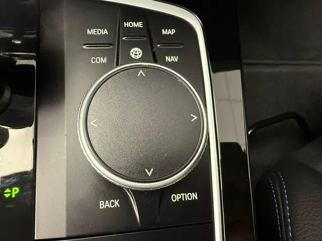 BMW 1 Serie 5-deurs 118i 2024 Benzine 29