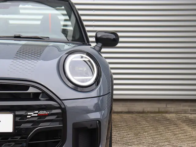 MINI Cooper Cabrio C 2025 Benzine 33