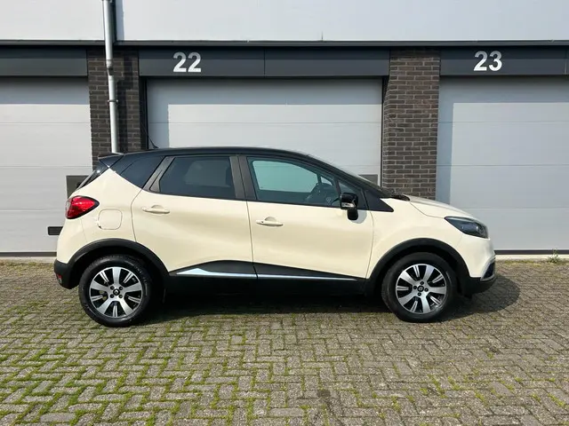 Renault Captur 0.9 TCe Expression 2014 Benzine 3