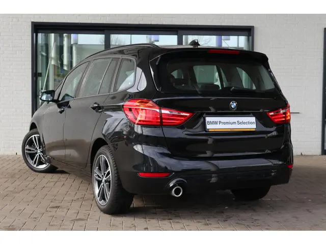BMW 2 Serie Gran Tourer 216i 2021 Benzine 3