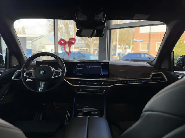 BMW X5 xDrive50e 2023 Hybride Benzine 6