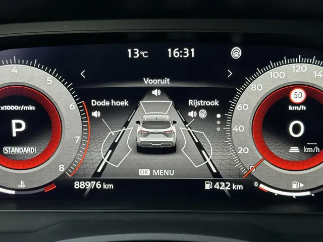 Nissan QASHQAI 1.3 MHEV Xtronic Tekna Plus 2023 Benzine 45