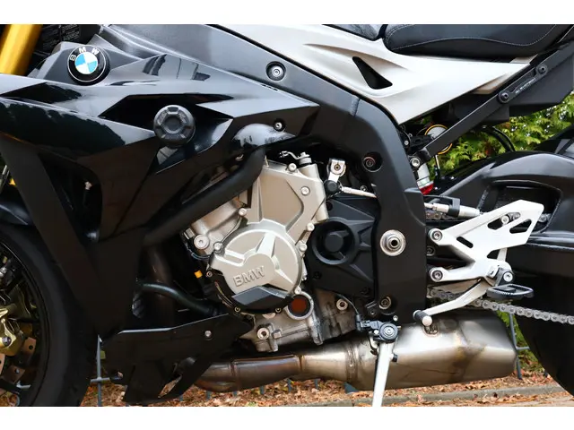 BMW S 1000 R  S1000R | S ESA ABS OBC QHIFT 2016 Benzine 24