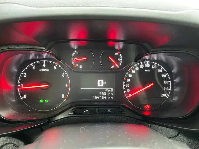 Opel Combo 1.5D L2H1 Edition 2020 Diesel 19