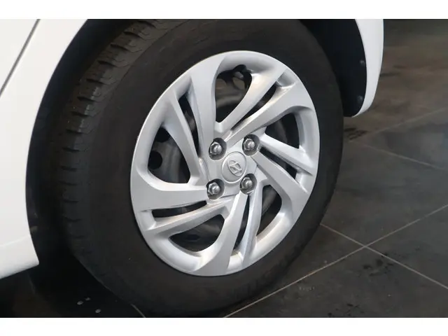 Hyundai i10 1.0 Comfort 5-zits | Carplay | DAB+ 2022 Benzine 23