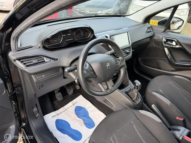 Peugeot 208 1.2 VTi Active,Airco,Cruise,5drs! 2013 Benzine 34