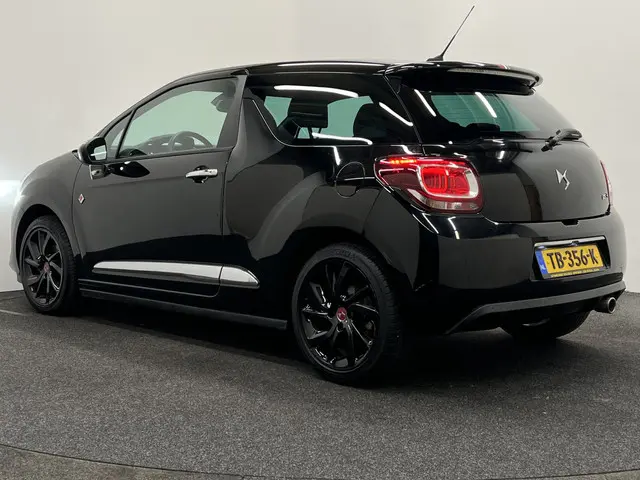 DS DS 3 1.2 PureTech Performance Line 2018 Benzine 5