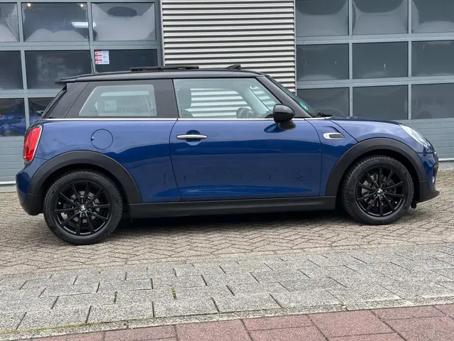 MINI Cooper Mini 1.5 Pepper | Pano | Airco | NAP 2016 Benzine 22