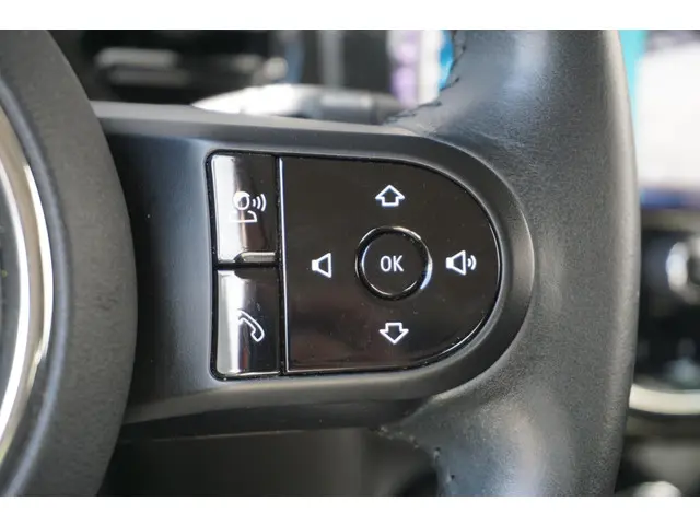 MINI 3-Deurs Cooper C 2022 Benzine 25