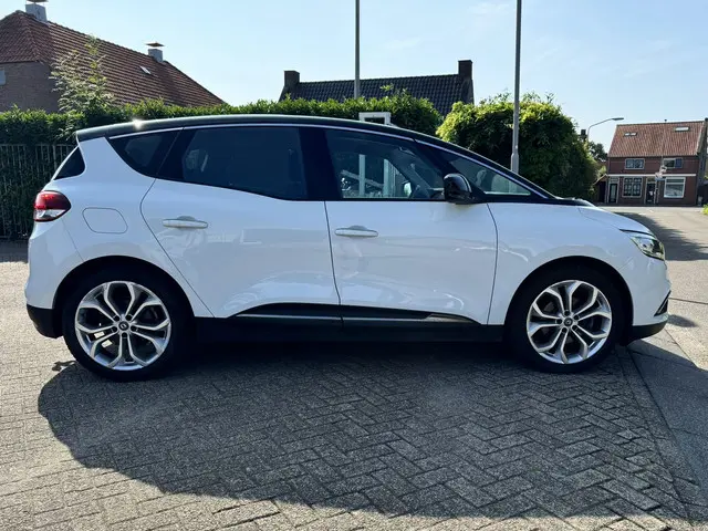 Renault Scénic TCe Zen LPGG3 2017 LPG/Gas 9