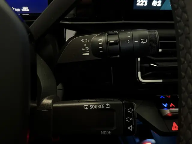 Renault 4 Comfort Range Iconic 52 kWh 2026 Elektrisch 39