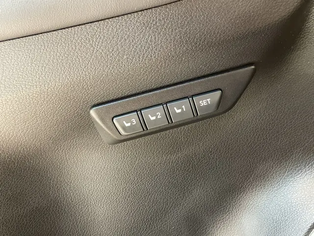 Lexus NX 300h AWD President Line 2020 Hybride Benzine 19