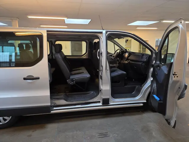 Opel Vivaro Combi 1.6 CDTI L2H1 2019 Diesel 9