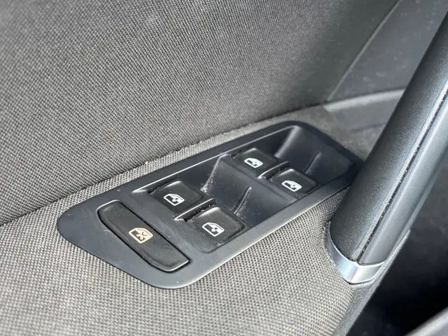 Volkswagen Golf 1.2 TSI Connected Series 2016 Benzine 15