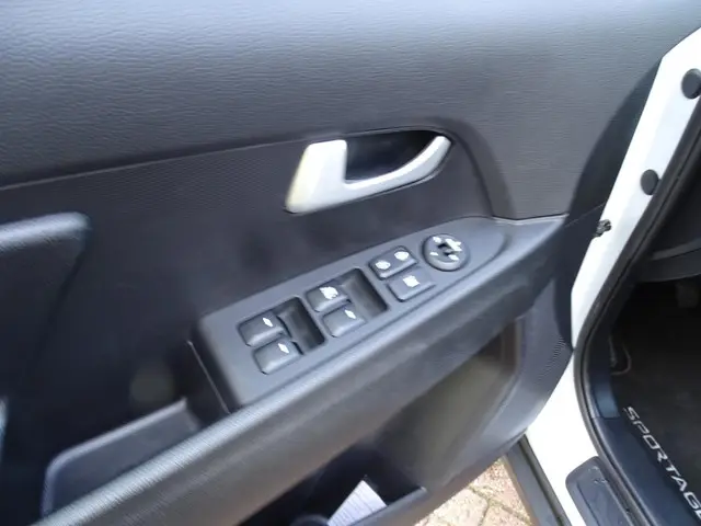 Kia Sportage 1.6 GDI EconomyLine 2014 Benzine 22