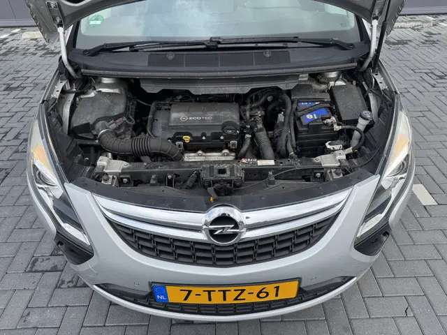 Opel Zafira Tourer 1.4 Design Edition 7p. 2014 Benzine 20