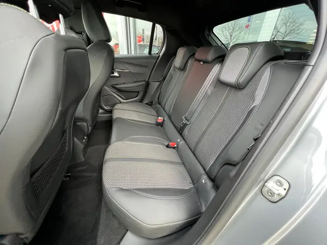 Peugeot e-208 EV GT 50 kWh 2020 Elektrisch 14
