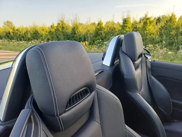Mercedes-Benz SLK 200 2016 Benzine 32