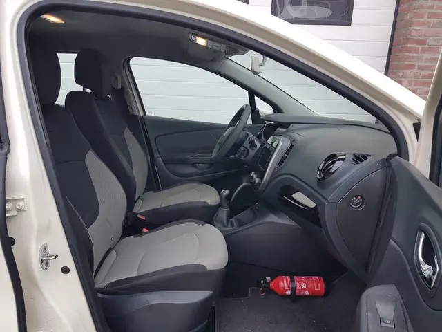 Renault Captur 0.9 TCe Dynamique 2013 Benzine 9