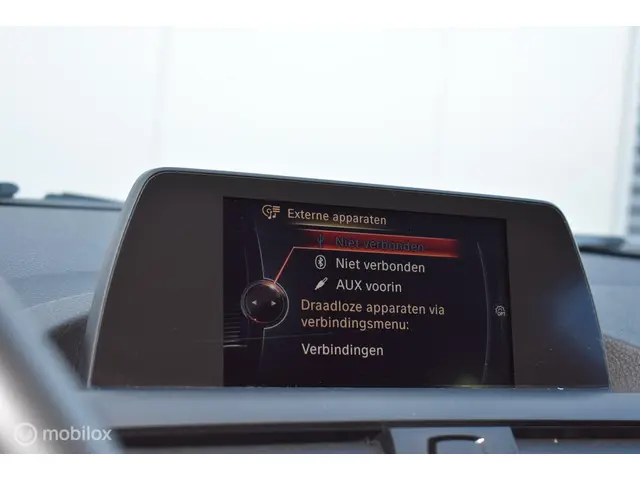 BMW 1 Serie 114i EDE M Sport Edition 2015 Benzine 12