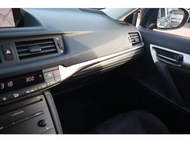 Lexus CT 200h 25th Edition 2015 Hybride Benzine 25