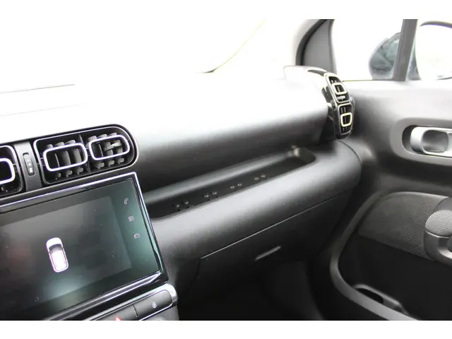 Citroën C3 Aircross 1.2 PT 110 SHINE 2020 Benzine 24