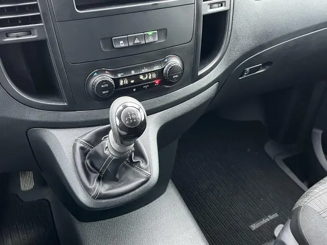 Mercedes-Benz Vito Bestel 110 CDI Economy 2022 Diesel 31