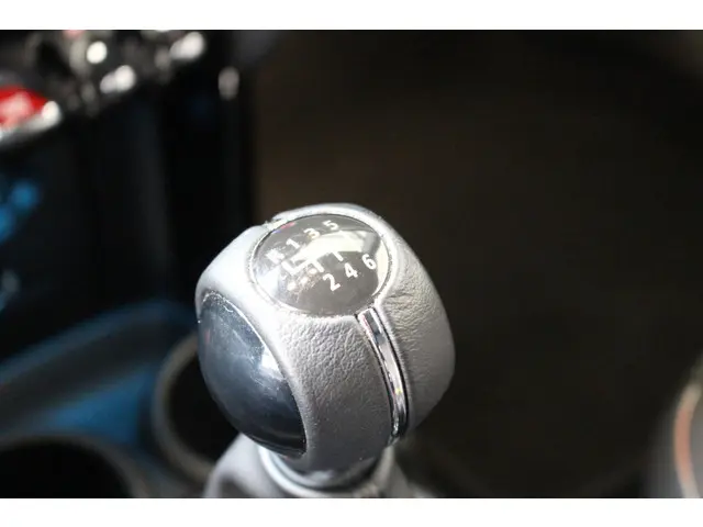 MINI Cooper Mini 1.5 Camden Edition 2023 Benzine 17