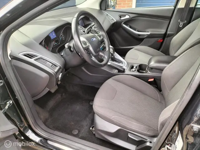 Ford Focus 1.6 TI-VCT Titanium Automaat! 2013 Benzine 17