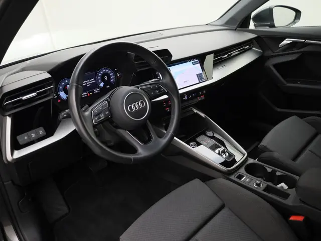 Audi A3 Sportback 35 TFSI/150PK Edition One 2021 Benzine 6